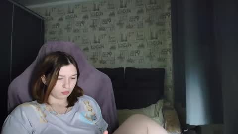 liliawoolf online show from November 2025 02:33:02 AM