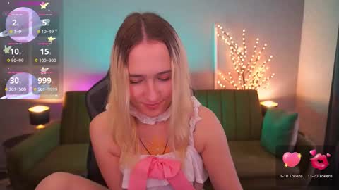 lilielfie online show from November 2025 07:52:01 AM