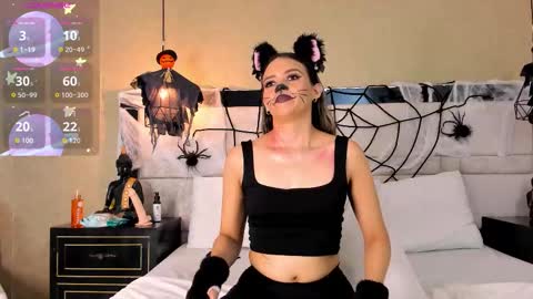 LilyJensen online show from October 2025 06:41:02 PM
