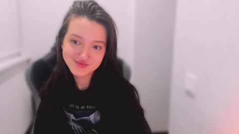             ...  online show from February 2025 08:37:01 PM