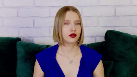 LiliLinn online show from February 2025 09:16:02 AM