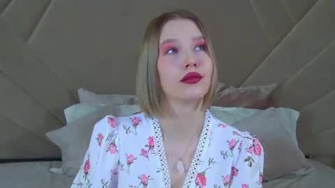 LiliLinn online show from February 2025 05:58:01 AM