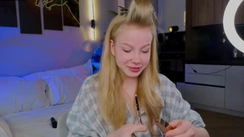 lililok101 online show from April 2026 03:29:02 AM