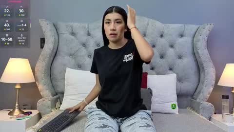 Lilia online show from February 2026 12:10:02 PM