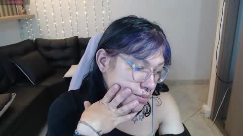 lilith  online show from March 2026 11:39:01 AM