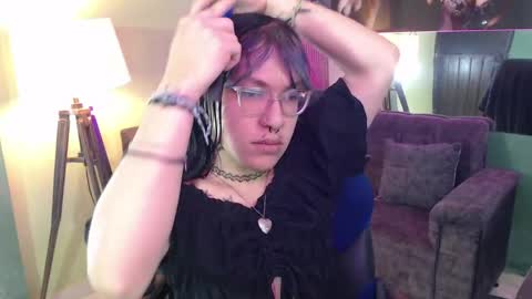 lilith  online show from March 2026 01:33:01 PM