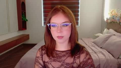 Lilith Bonheur online show from May 2026 03:59:01 AM