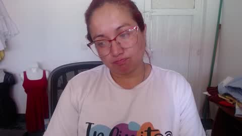 Laura lopez online show from January 2025 04:10:01 PM