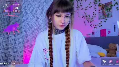 lilith_poison online show from May 2026 07:12:01 PM