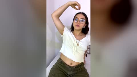 Lilith  online show from December 2025 12:45:01 PM