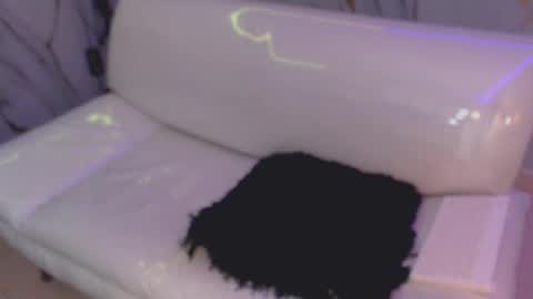 Lilith online show from September 2025 06:23:02 PM