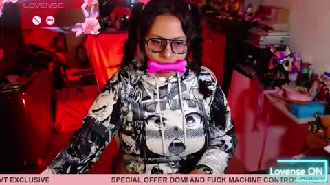 Snapshot of lilith_tyler chatting on November 2025 06:24:01 AM lilith_tyler online show from November 2025 06:24:01 AM