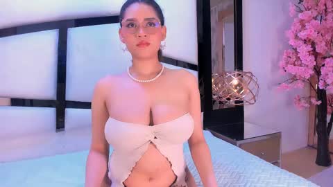 Snapshot of lilithadams11 chatting on September 2025 01:25:02 PM online show from September 2025 01:25:02 PM