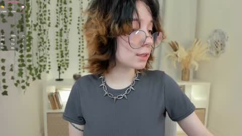 Lilith online show from January 2025 02:27:02 AM