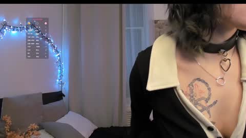 Lilith online show from February 2025 04:48:02 AM