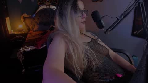 lilithmystic01 online show from January 2025 04:09:01 PM