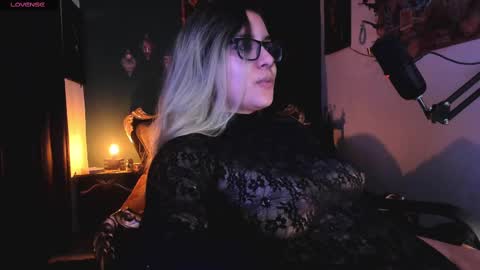 lilithmystic01 online show from February 2025 01:21:02 PM