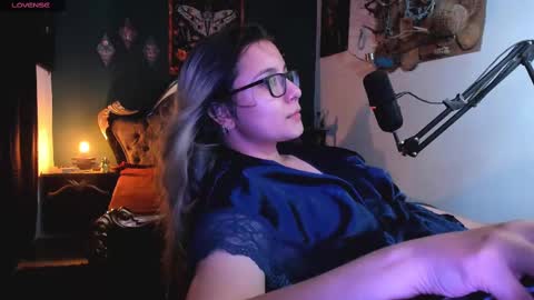 lilithmystic01 online show from February 2025 09:09:01 PM