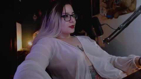 lilithmystic01 online show from February 2025 10:14:02 PM