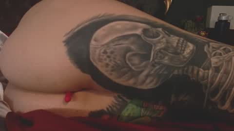 lilithmystic01 online show from October 2025 11:20:02 AM