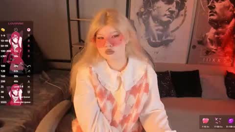 Snapshot of lilithnelson chatting on September 2025 08:53:01 PM LilithNelson online show from September 2025 08:53:01 PM