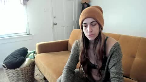 L online show from November 2025 02:50:01 PM