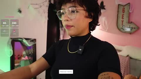Snapshot of lilithrose_2 chatting on October 2025 05:10:01 AM lilithrose_2 online show from October 2025 05:10:01 AM