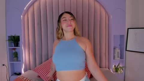 lilithsmith__ online show from November 2025 11:45:01 AM