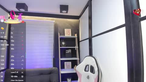 Lilith online show from February 2025 09:21:01 AM