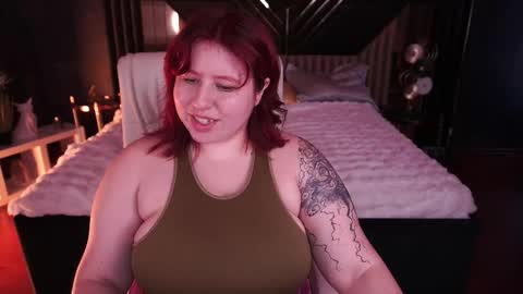 Snapshot of liliyamoon chatting on November 2025 08:05:01 AM Liliya online show from November 2025 08:05:01 AM