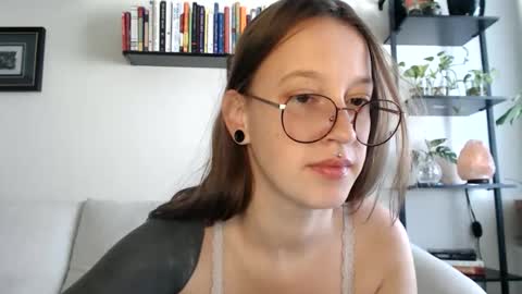 Jay  please help me reach 50 thumbs up online show from March 2026 02:22:02 PM