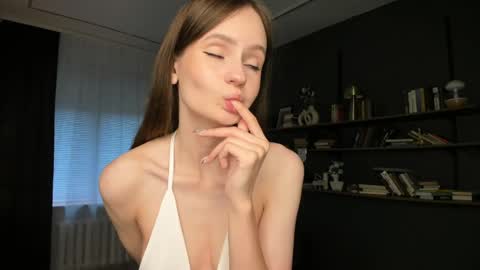 Snapshot of lilkiti chatting on June 2026 08:29:01 AM Kiti online show from June 2026 08:29:01 AM
