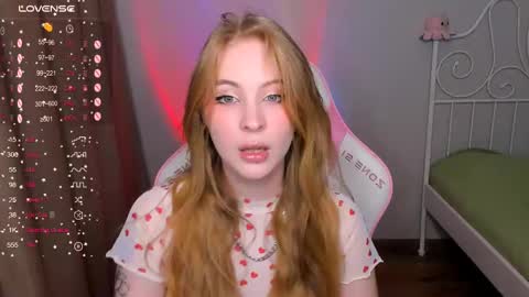 Melanie online show from November 2025 07:38:02 PM