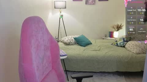 Maria online show from November 2025 04:12:02 AM