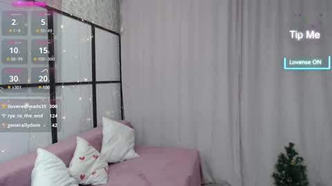 Lillian online show from December 2024 03:04:02 PM