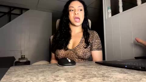 lilliana50 online show from March 2025 06:01:01 AM