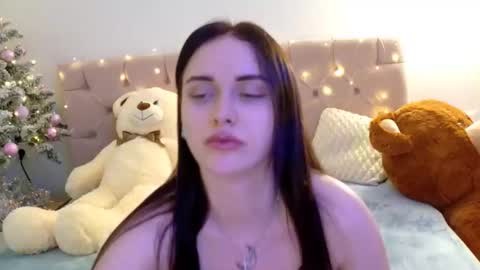 Snapshot of lilliana_moon chatting on January 2026 11:01:02 AM lilliana_moon online show from January 2026 11:01:02 AM