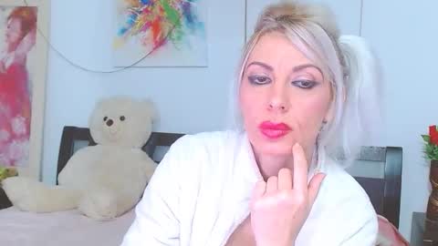 Snapshot of lillianasara chatting on February 2026 12:29:02 AM Lara online show from February 2026 12:29:02 AM