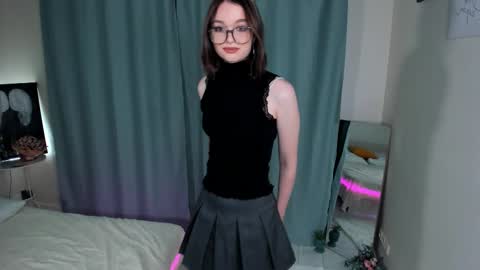 Lily online show from February 2026 08:07:01 PM