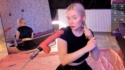 lillie_berry online show from February 2026 05:03:02 AM