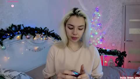 LilliMoore online show from December 2025 11:42:02 PM