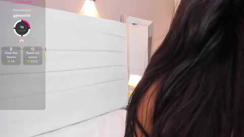 Snapshot of lilly_2809_ chatting on February 2026 04:30:01 AM Lizeth follow me in my igimlilycute 3 online show from February 2026 04:30:01 AM