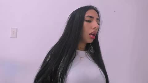 Sweety Lilly Love  online show from March 2026 02:55:01 PM