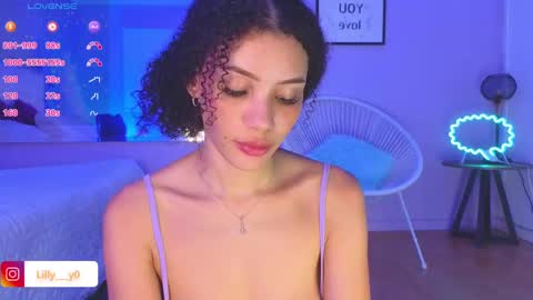 Snapshot of lilly_dollss chatting on March 2025 05:11:02 PM Sofia online show from March 2025 05:11:02 PM