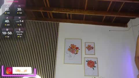 Snapshot of lilly_dollss chatting on November 2025 01:10:01 PM Sofia online show from November 2025 01:10:01 PM