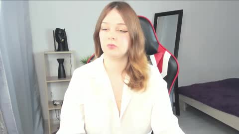 Lilly online show from February 2025 02:52:01 AM