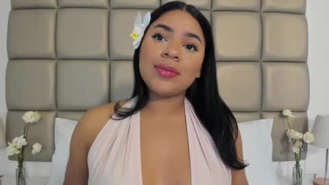 Snapshot of lilly_williamss chatting on June 2026 04:17:02 AM Lilly online show from June 2026 04:17:02 AM