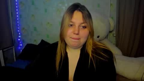 Snapshot of lillyhaigh chatting on May 2026 12:30:02 AM lillyhaigh online show from May 2026 12:30:02 AM