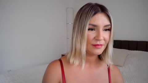 Snapshot of lillylux1993 chatting on February 2026 08:49:02 PM Lilly Lux online show from February 2026 08:49:02 PM