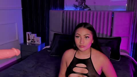 Lilly Ortiz online show from December 2024 07:57:01 AM